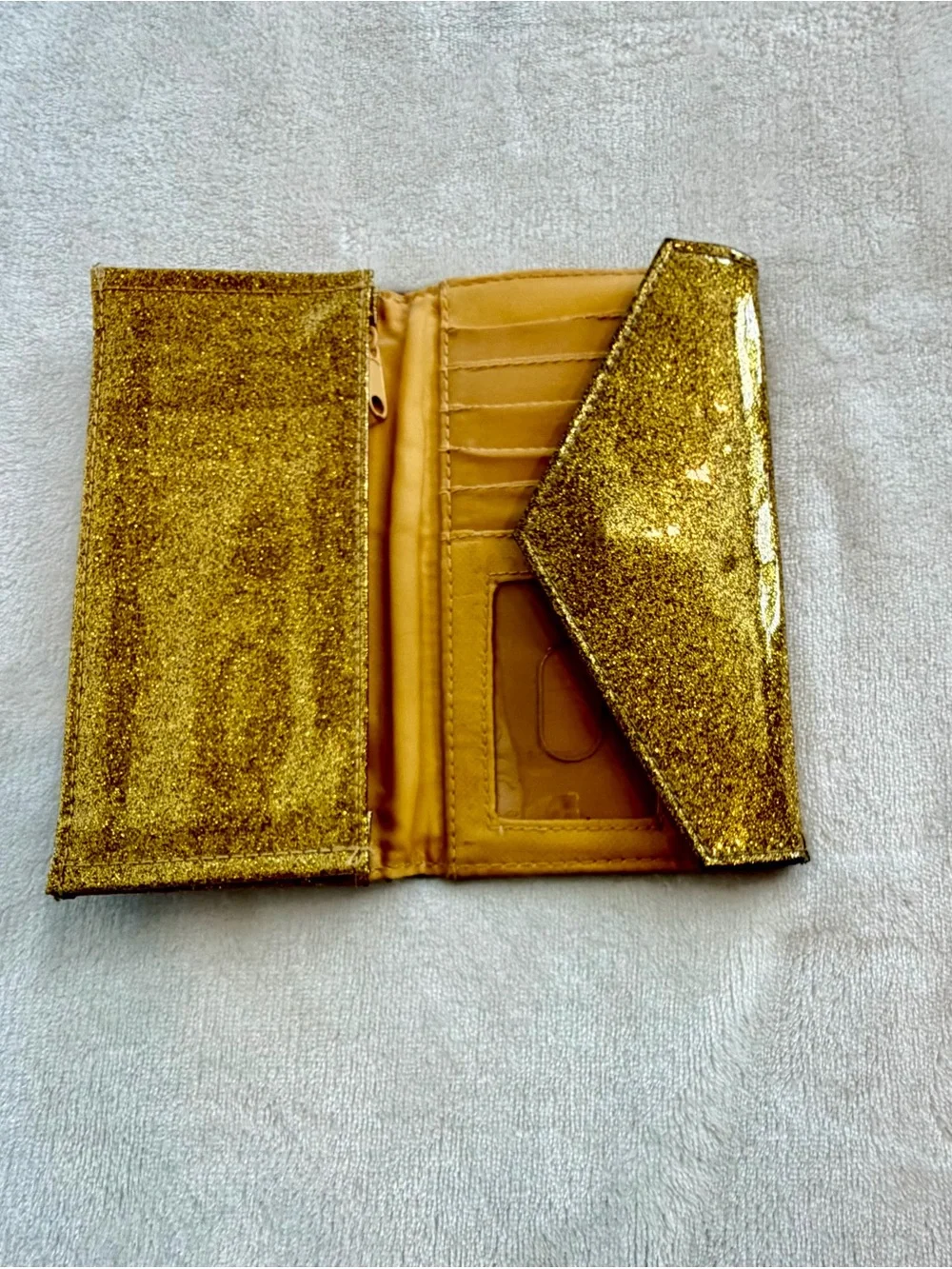 LULU ENVELOPE TRIFOLD WALLET WOMENS 4X7 GOLD GLITTER PATENT SHIMMER